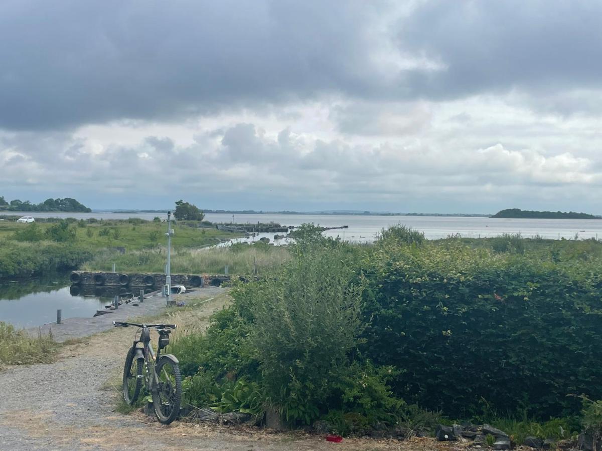 Lakeland Midsummer Lakehouse Oughterard Exteriér fotografie