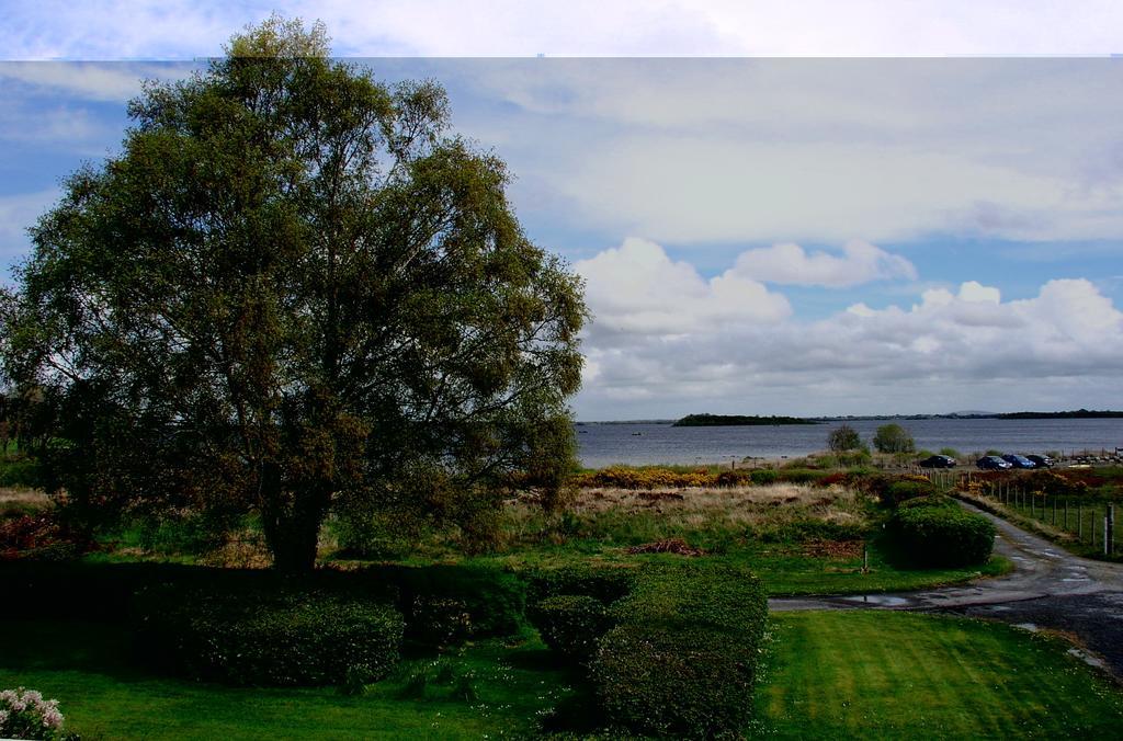 Lakeland Midsummer Lakehouse Oughterard Exteriér fotografie